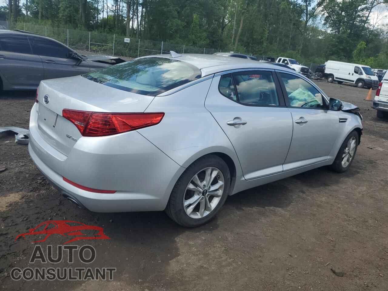 KIA OPTIMA 2011 - KNAGN4A74B5053905