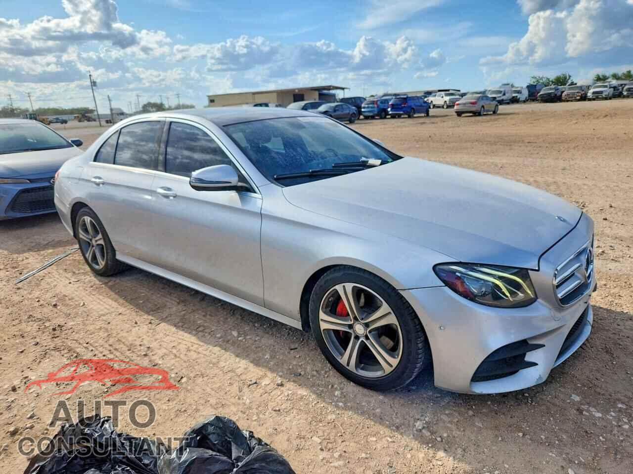 MERCEDES-BENZ E-CLASS 2017 - WDDZF4KB0HA123921