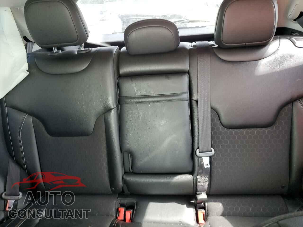 JEEP COMPASS 2018 - 3C4NJDBBXJT282385
