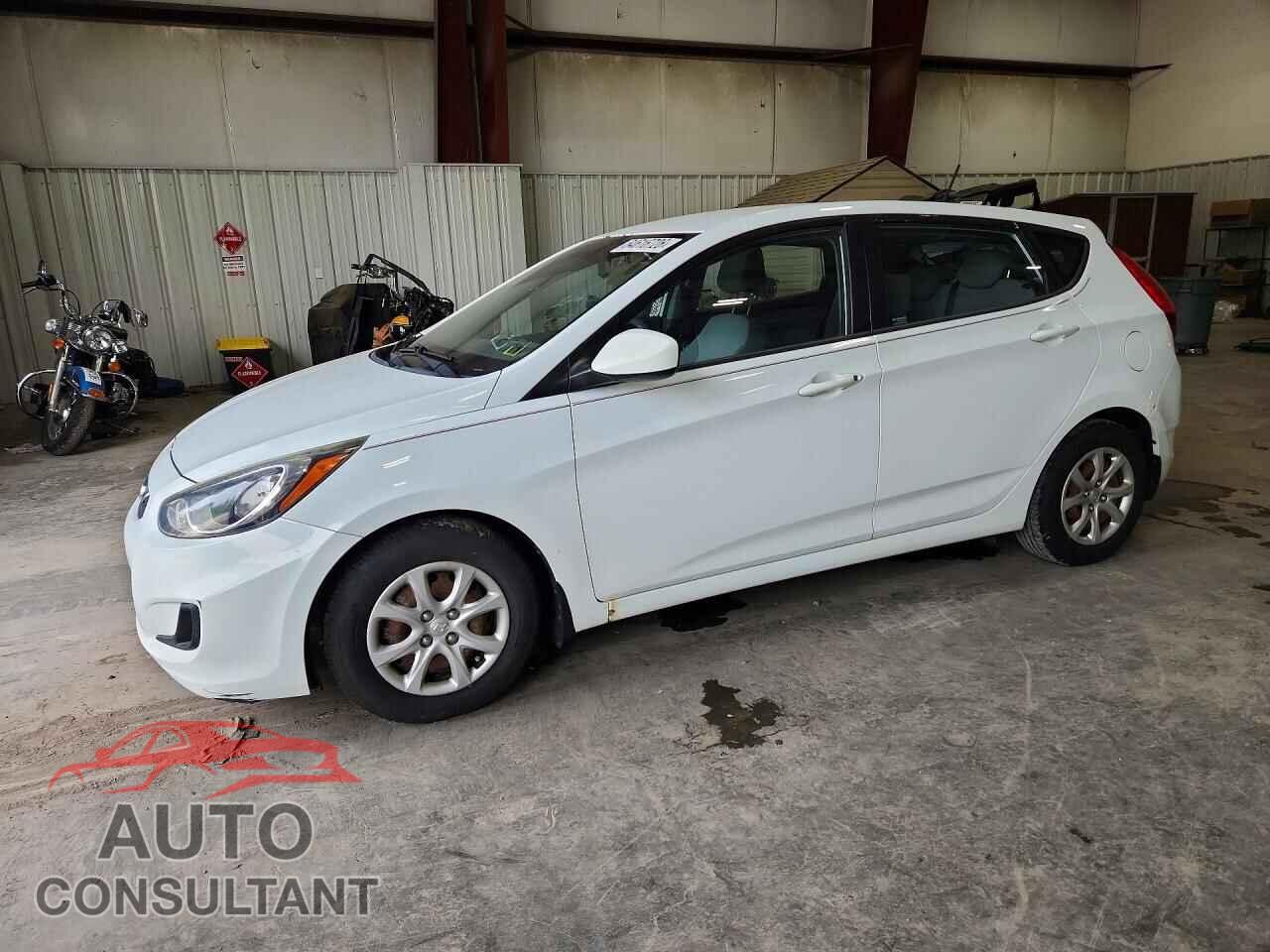 HYUNDAI ACCENT 2013 - KMHCT5AE6DU114638
