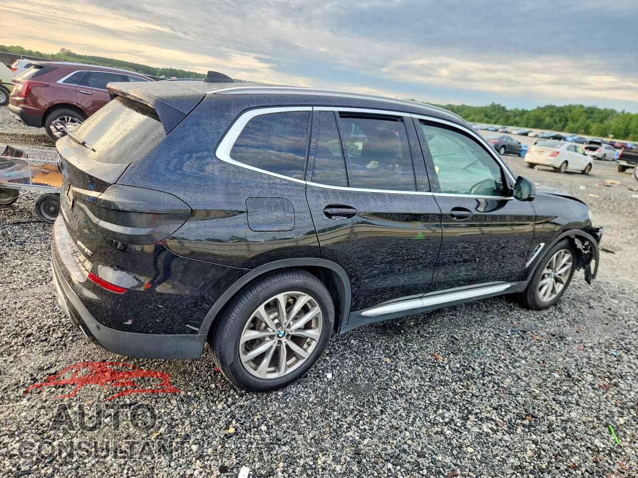 BMW X3 2019 - 5UXTR7C58KLE97689