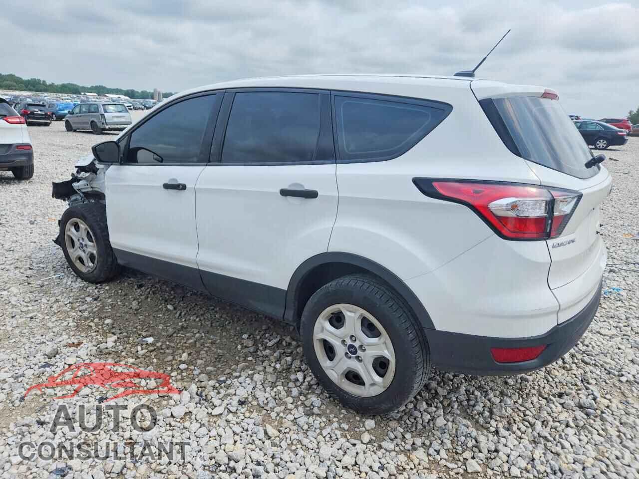 FORD ESCAPE 2018 - 1FMCU0F71JUB46886
