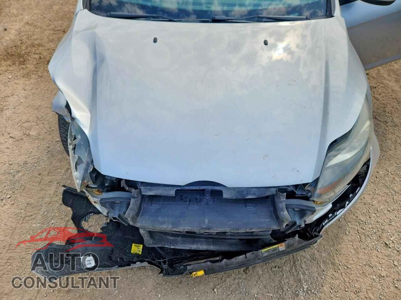 FORD FOCUS 2012 - 1FAHP3K24CL180509