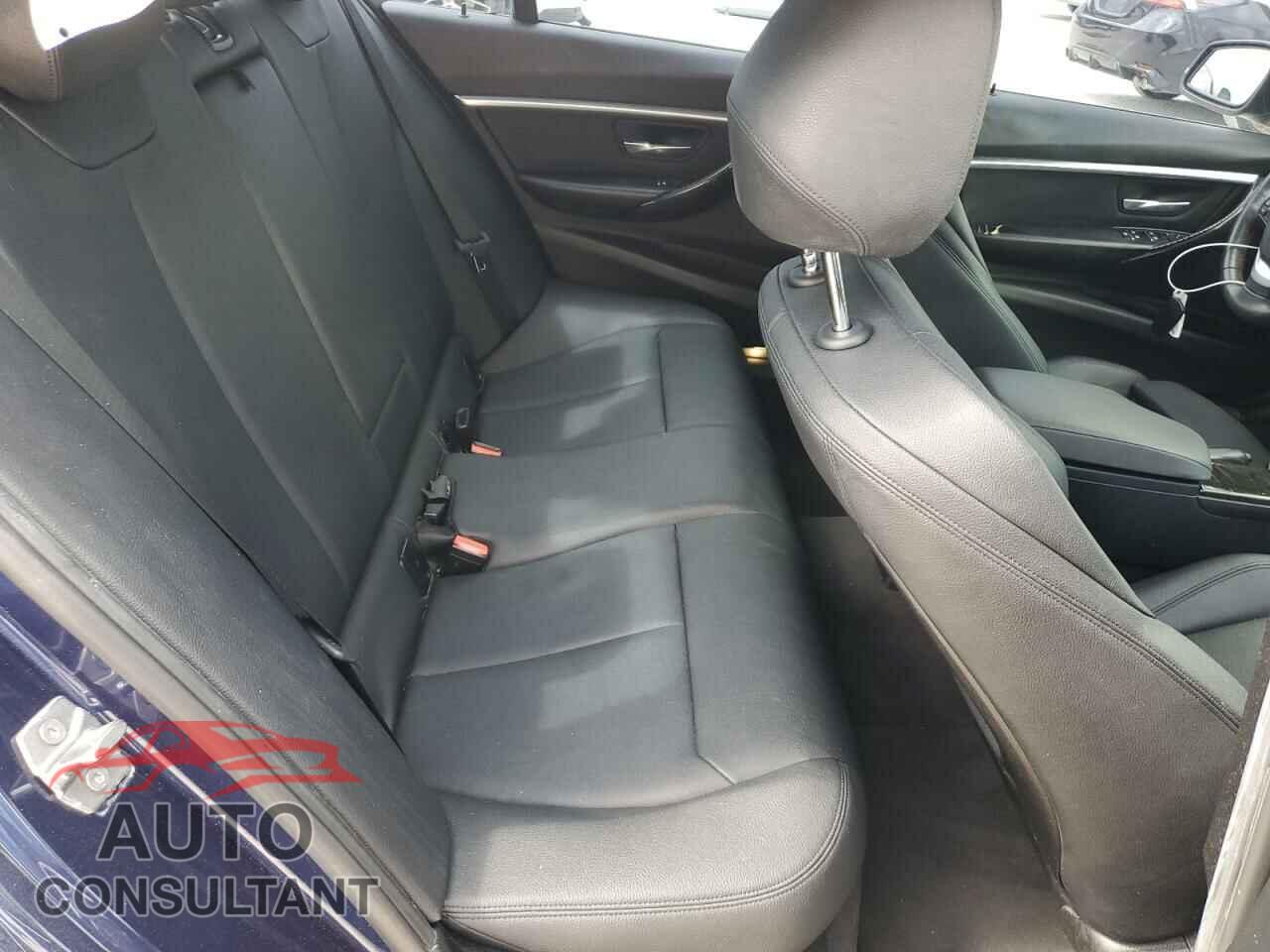BMW 3 SERIES 2016 - WBA8E9C56GK646221