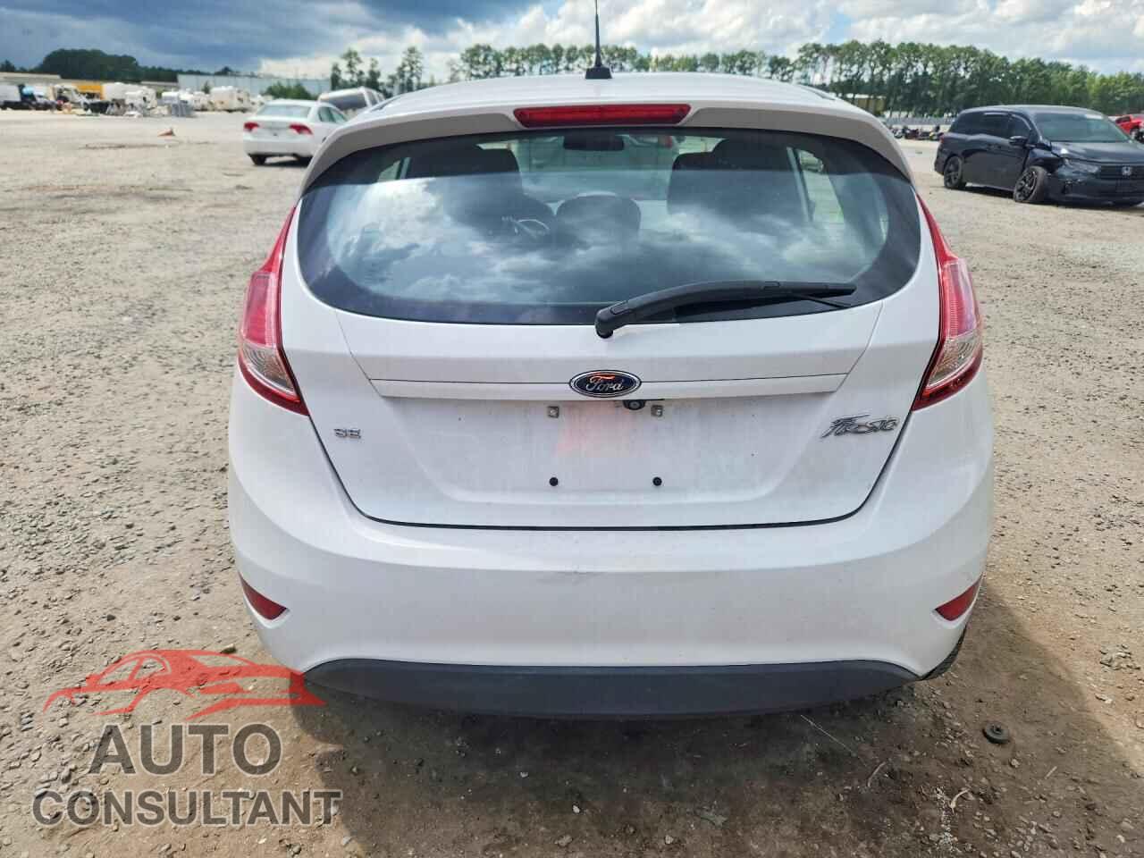 FORD FIESTA 2018 - 3FADP4EJ6JM103045