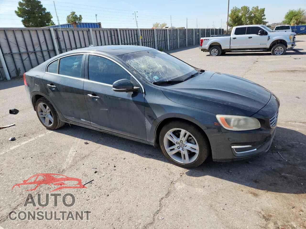 VOLVO S60 2015 - YV140MFB0F2301800