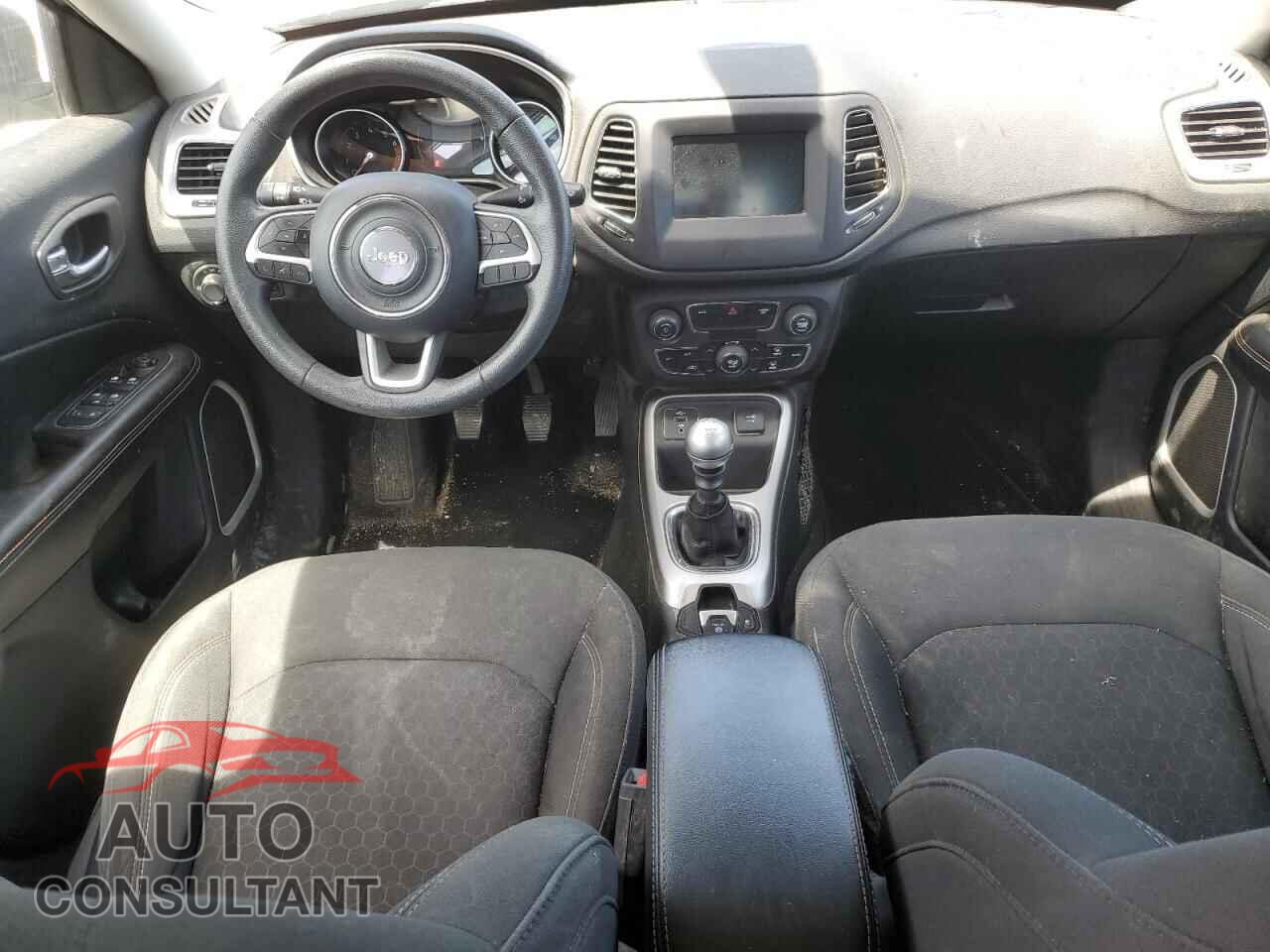JEEP COMPASS 2019 - 3C4NJCAB7KT686256
