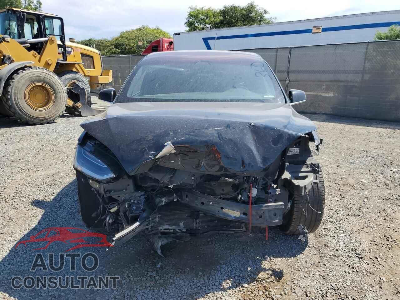 TESLA MODEL X 2018 - 5YJXCAE29JF090919