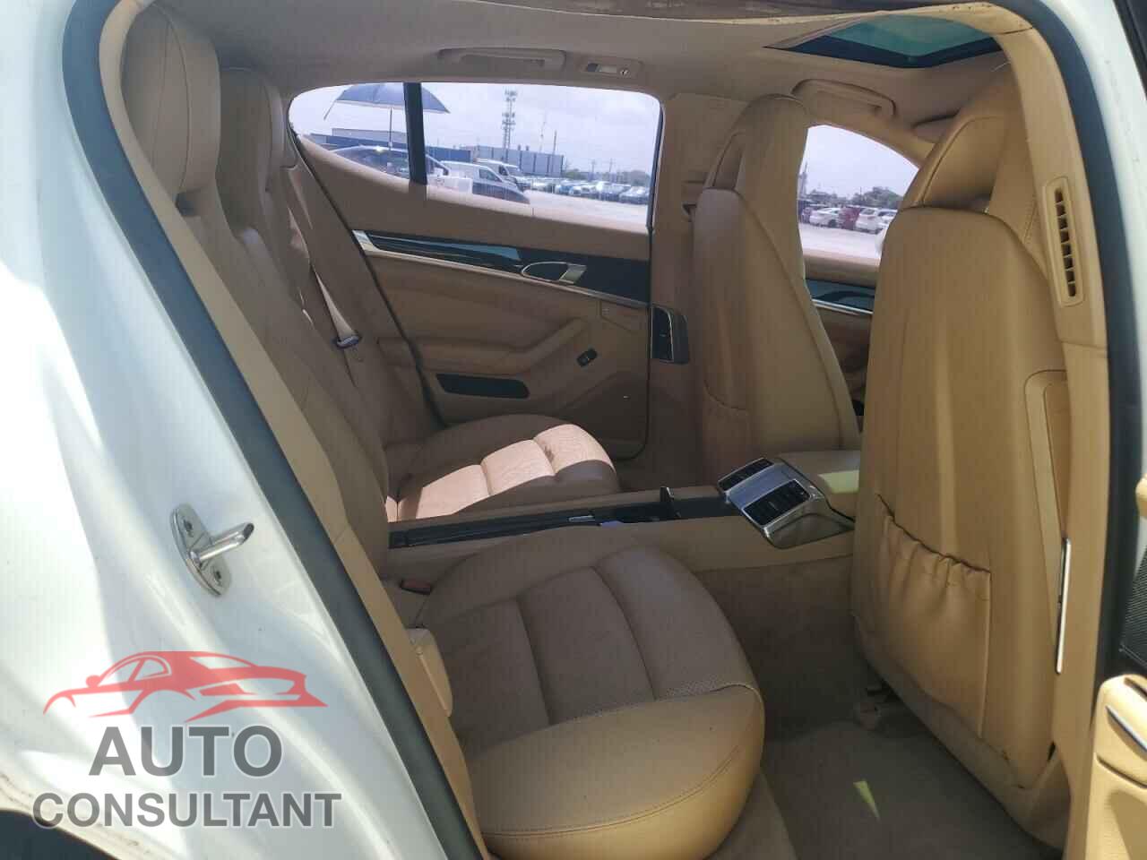 PORSCHE PANAMERA 2011 - WP0AA2A73BL021550