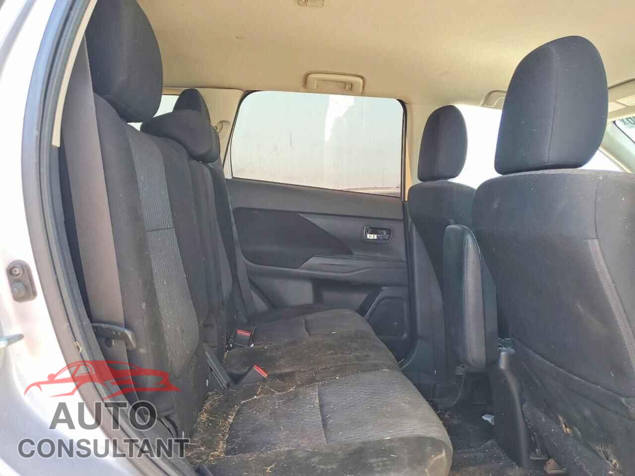 MITSUBISHI OUTLANDER 2014 - JA4AD3A34EZ007789