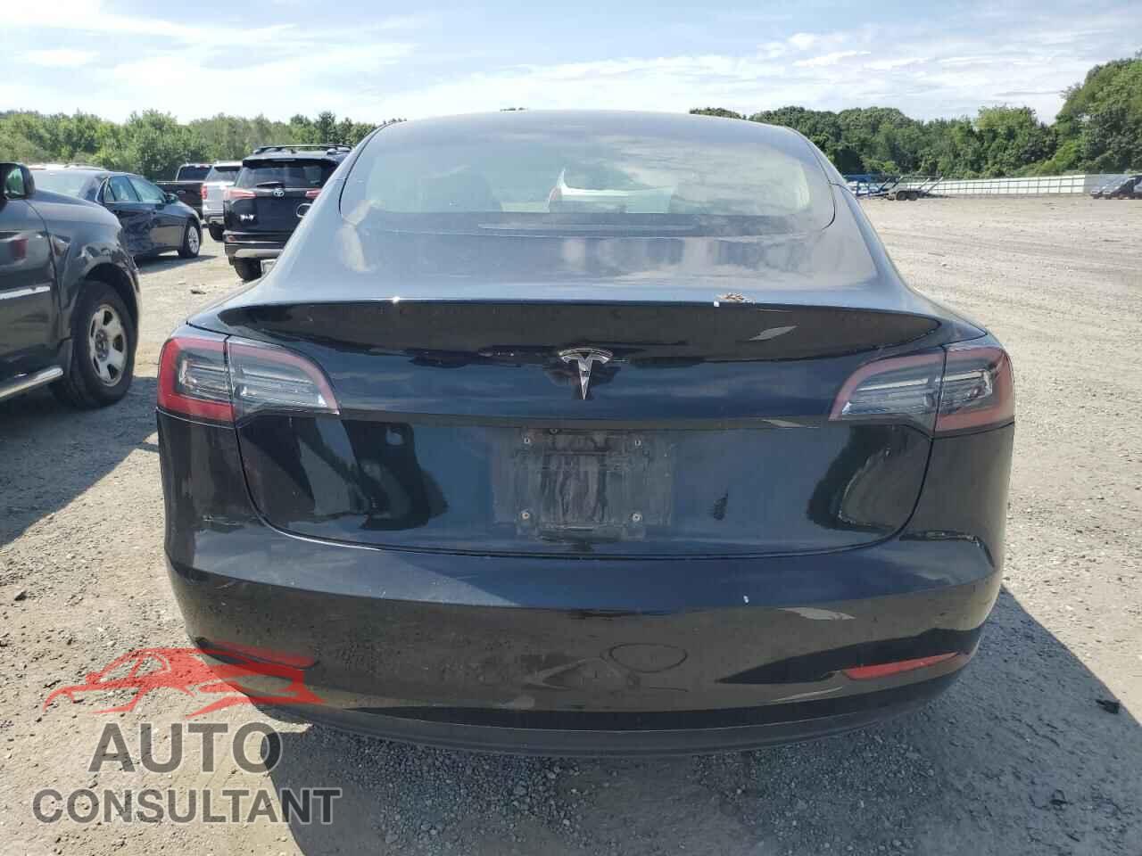 TESLA MODEL 3 2018 - 5YJ3E1EA1JF152734