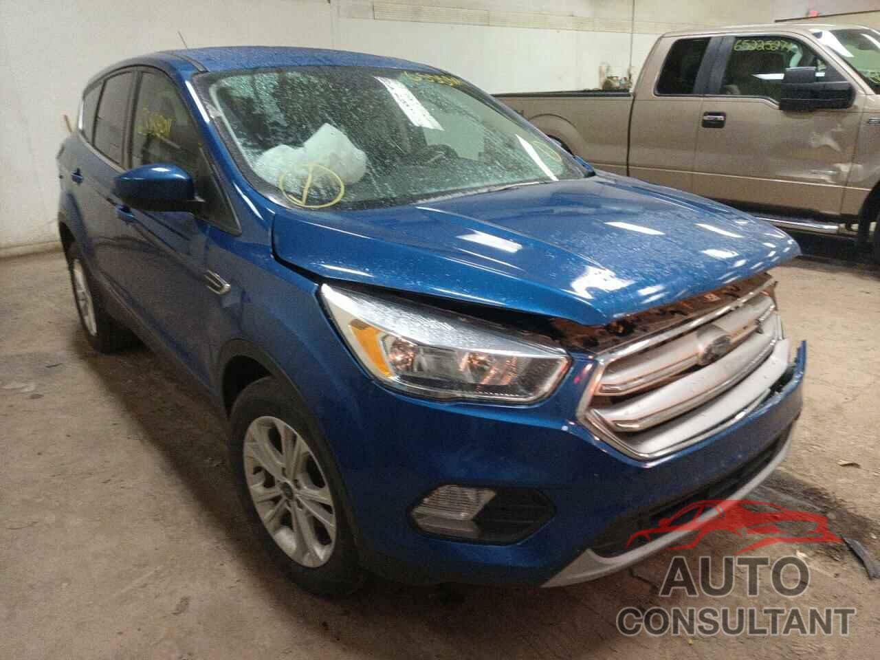 FORD ESCAPE 2017 - 1FMCU0GD3HUE92145