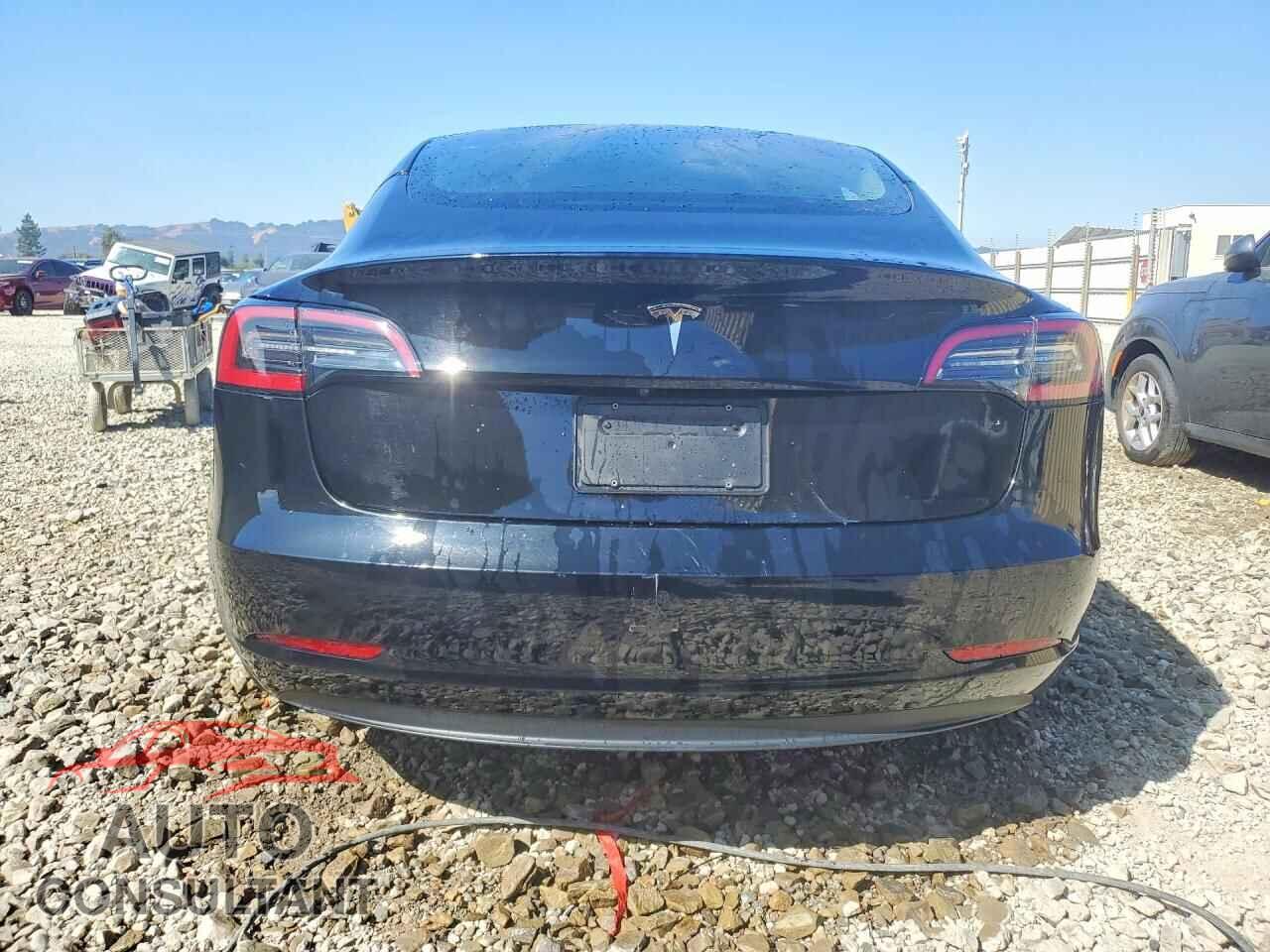 TESLA MODEL 3 2023 - 5YJ3E1EA8PF458130