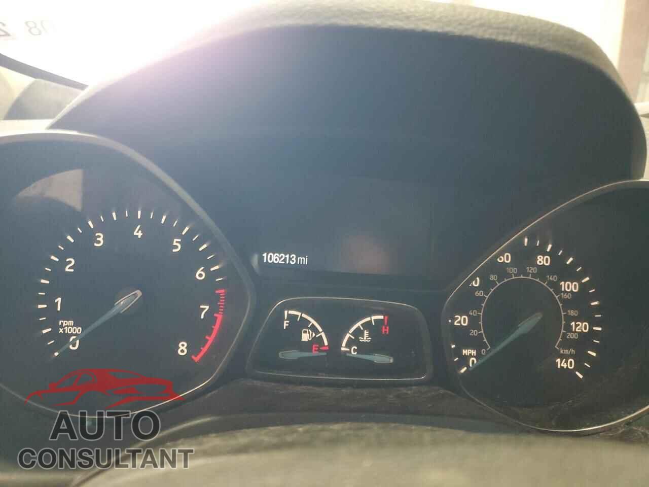FORD ESCAPE 2018 - 1FMCU0F79JUB11917
