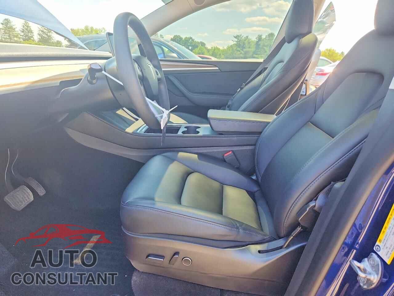 TESLA MODEL Y 2023 - 7SAYGDEE2PF663031
