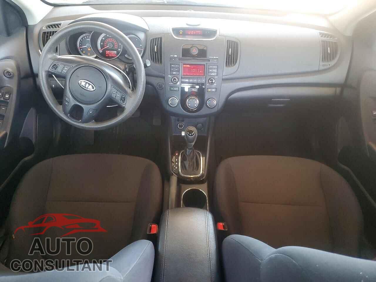 KIA FORTE 2012 - KNAFU4A25C5557481