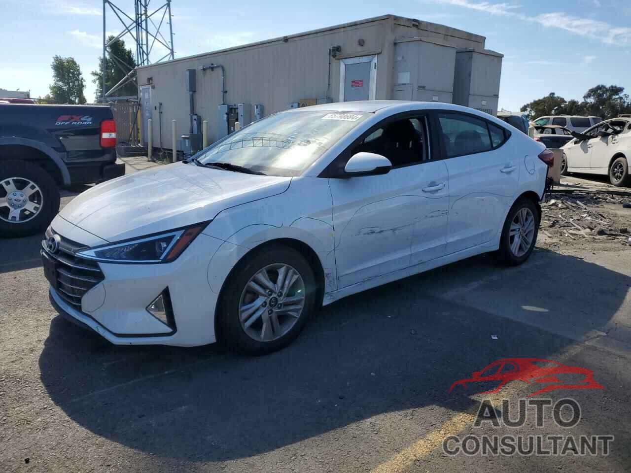 HYUNDAI ELANTRA 2020 - 5NPD84LF8LH572815