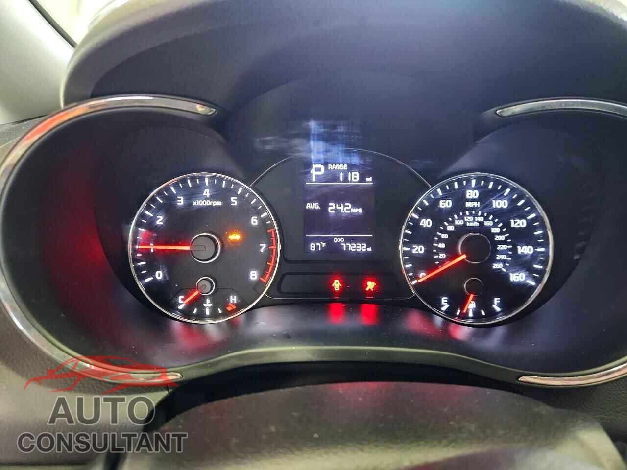 KIA FORTE 2017 - 3KPFK4A75HE013630