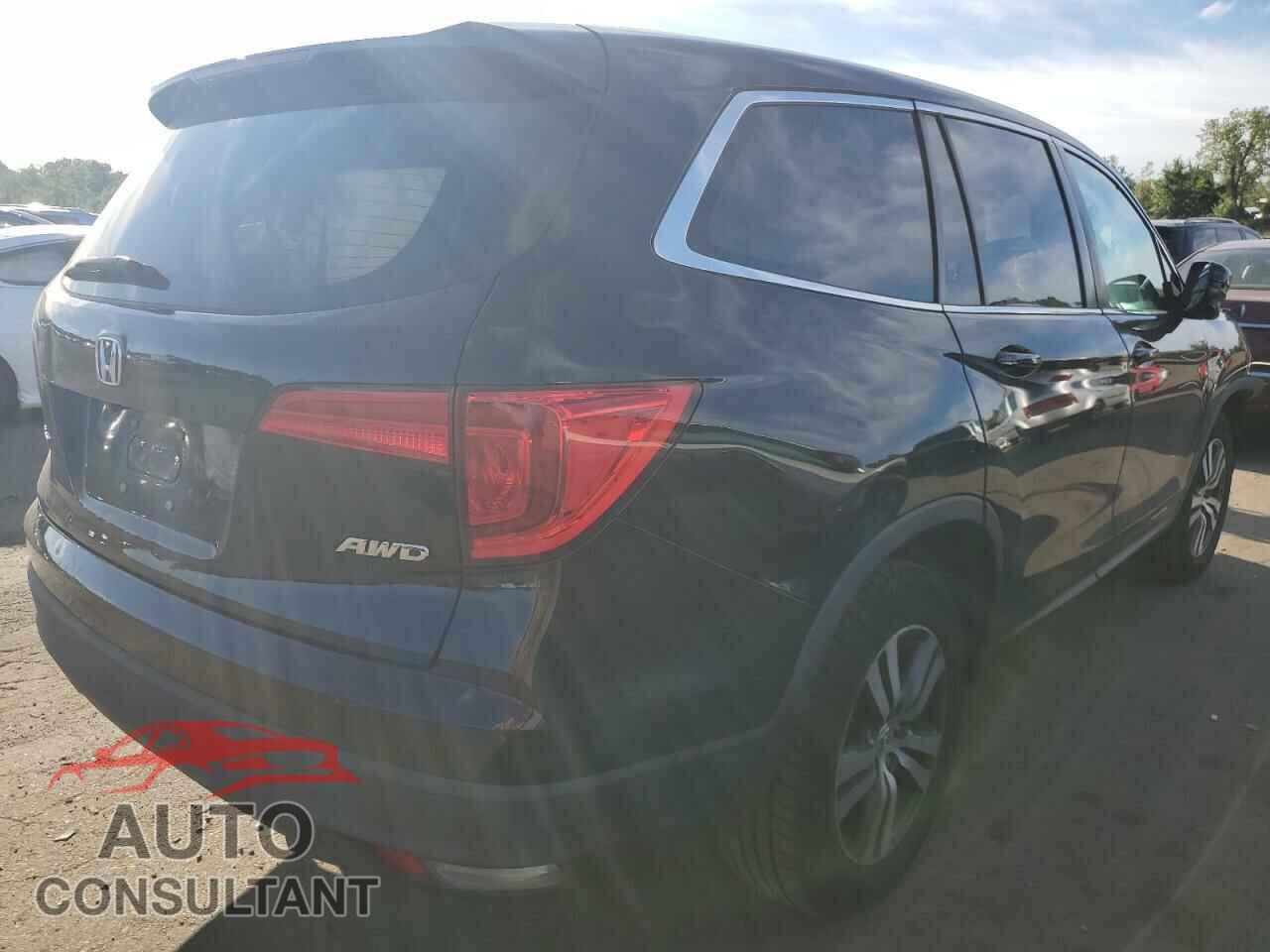HONDA PILOT 2017 - 5FNYF6H59HB010544