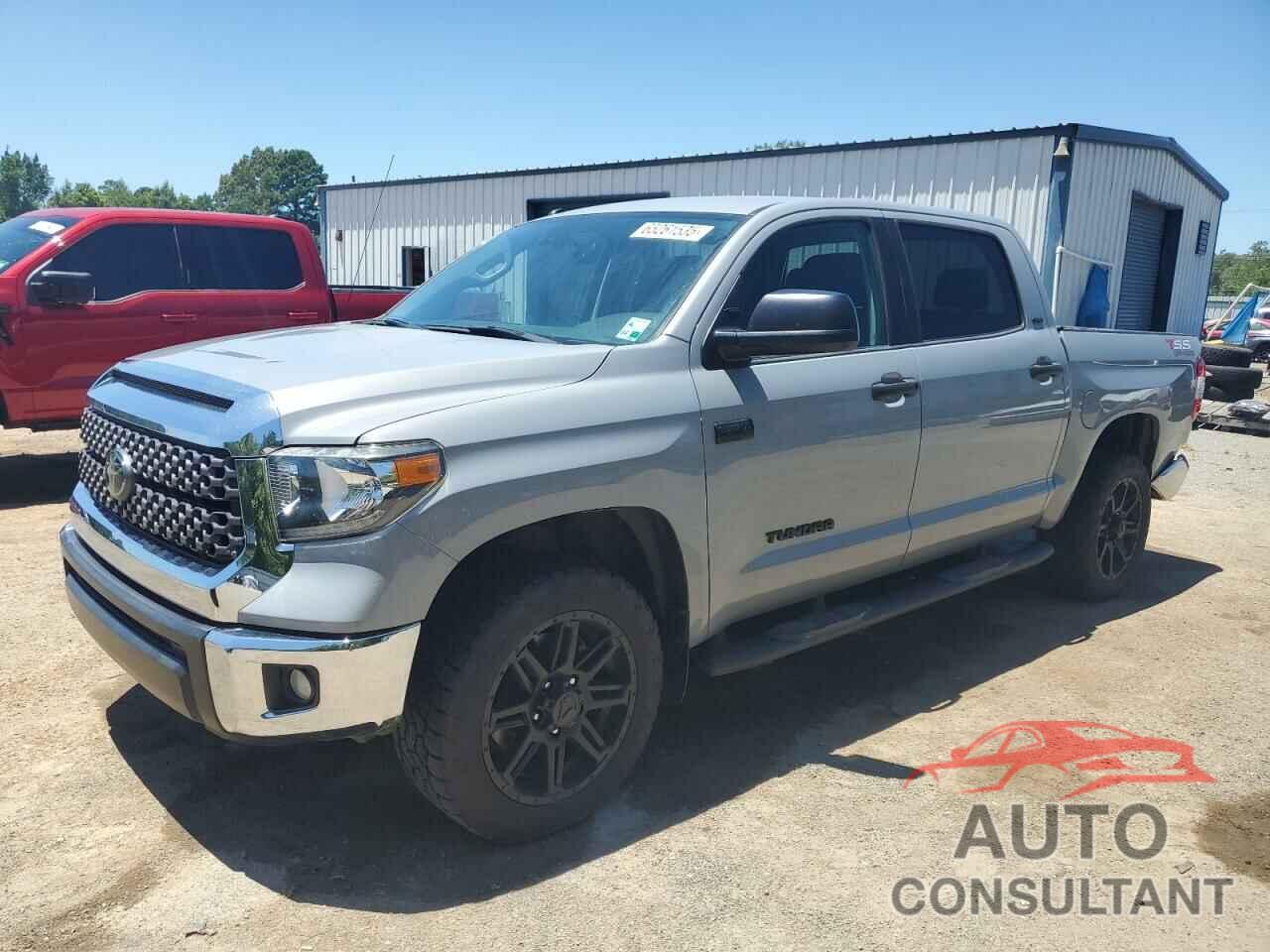 TOYOTA TUNDRA 2019 - 5TFDW5F12KX827246