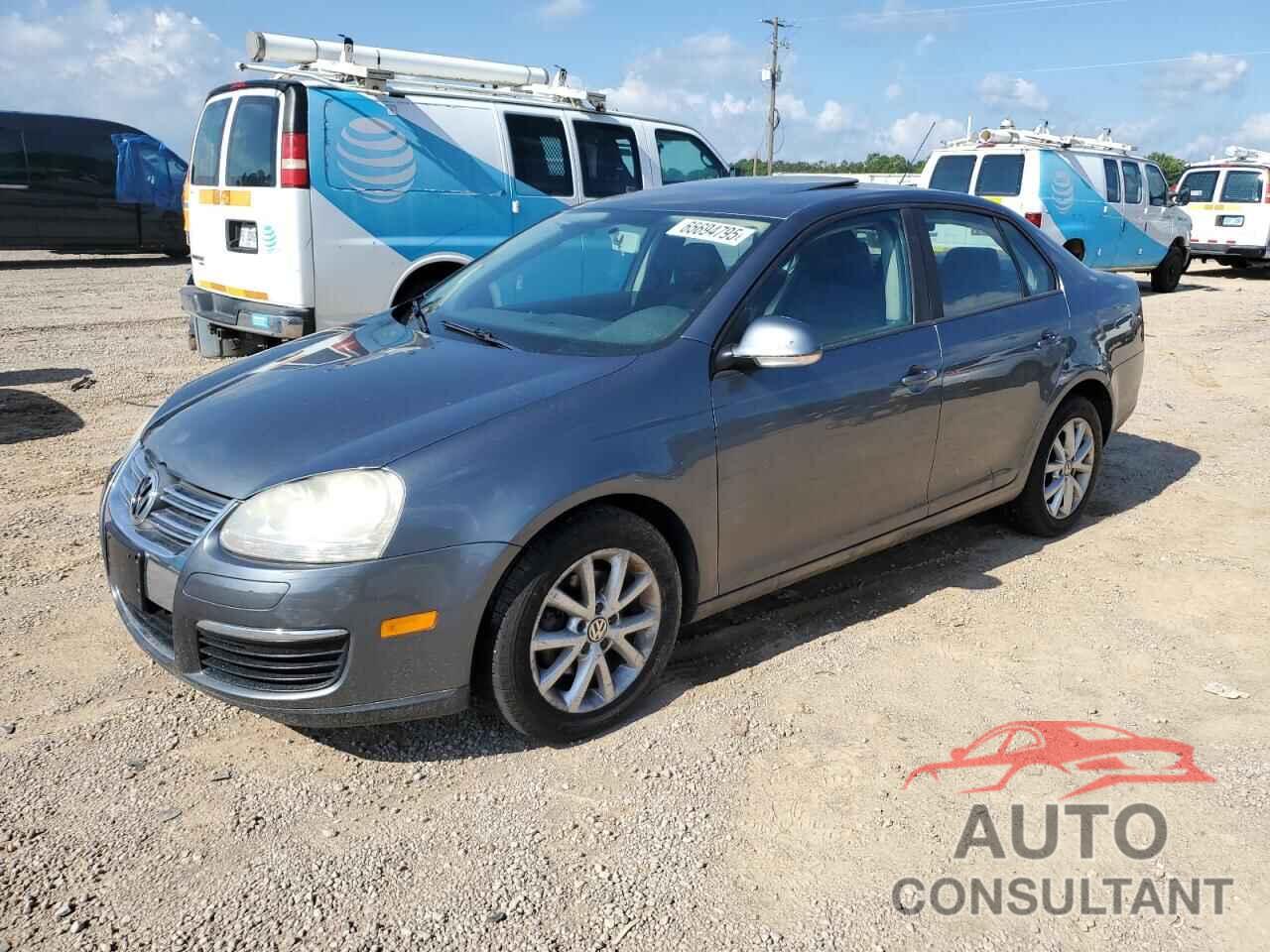 VOLKSWAGEN JETTA 2010 - 3VWRX7AJ5AM108371