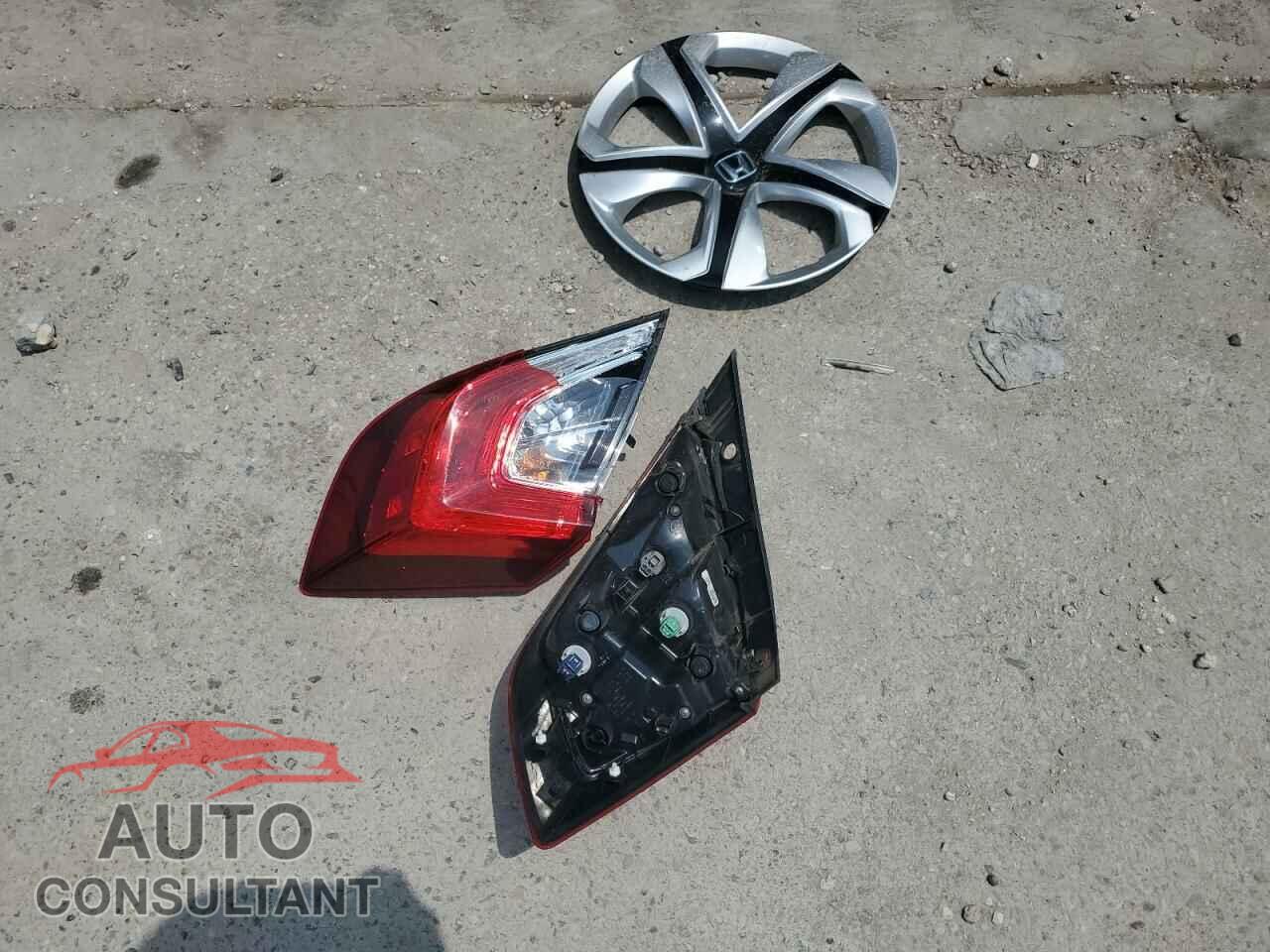 HONDA CIVIC 2017 - 19XFC2F56HE032180