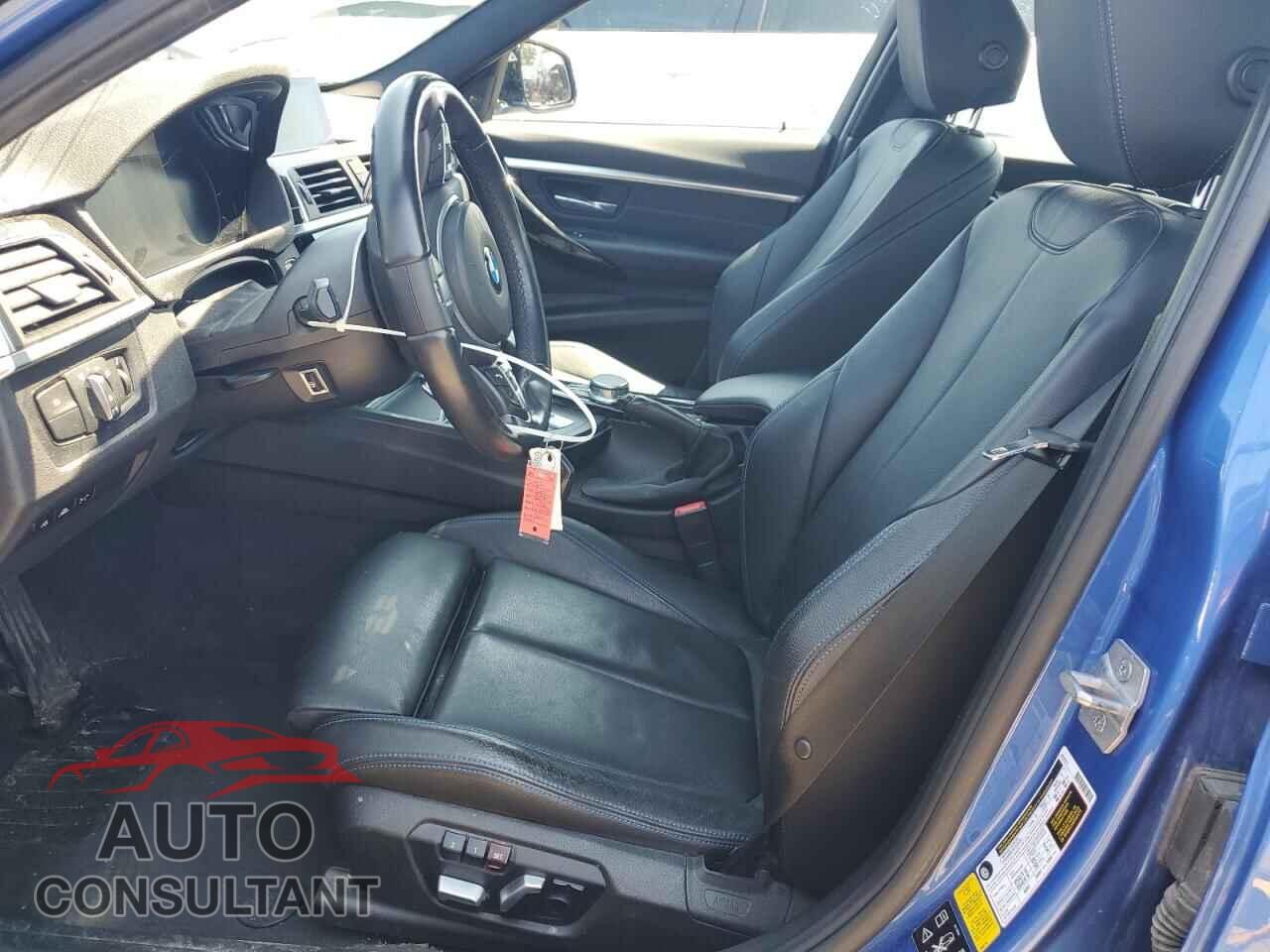 BMW 3 SERIES 2018 - WBA8D9C52JA616293
