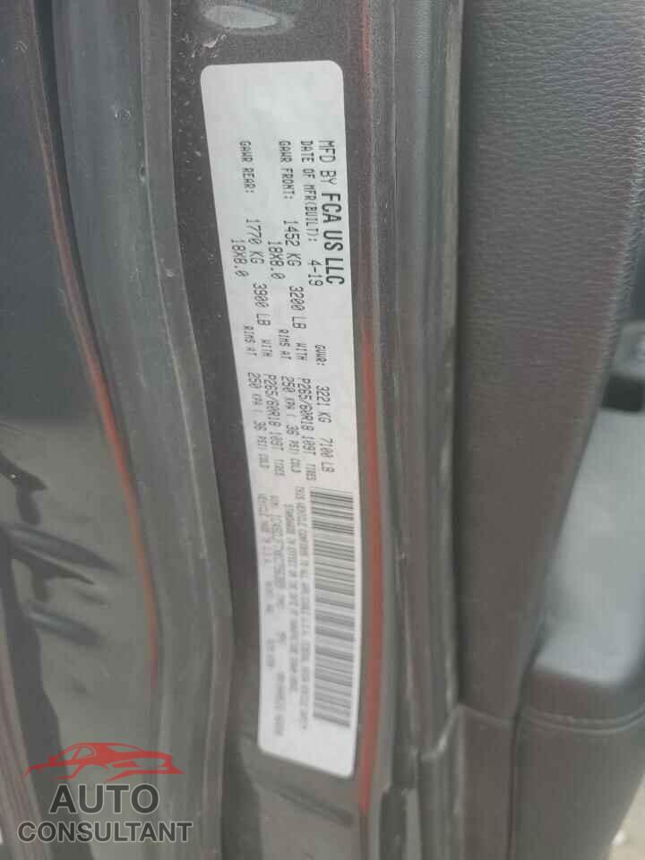 DODGE DURANGO 2019 - 1C4SDJFTXKC756389