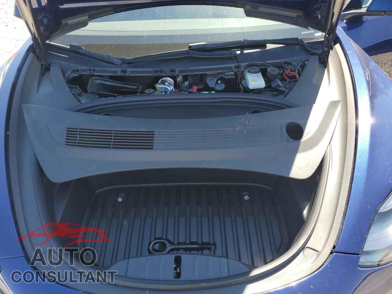 TESLA MODEL 3 2022 - 5YJ3E1EA8NF368666