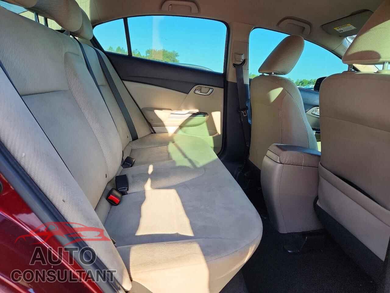 HONDA CIVIC 2013 - 2HGFB2F59DH555583