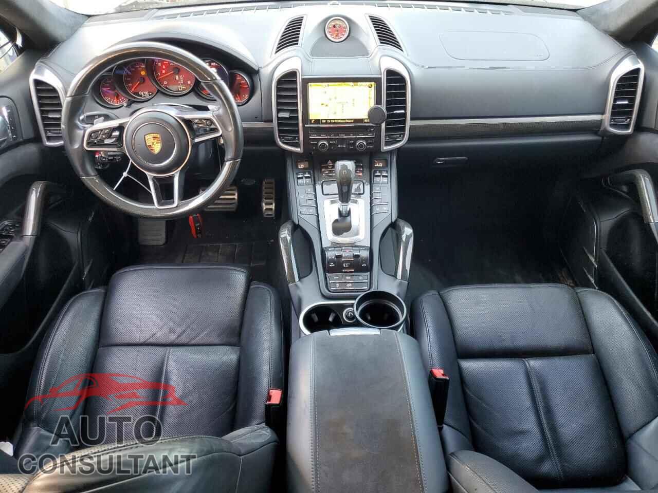 PORSCHE CAYENNE 2016 - WP1AD2A26GLA77936