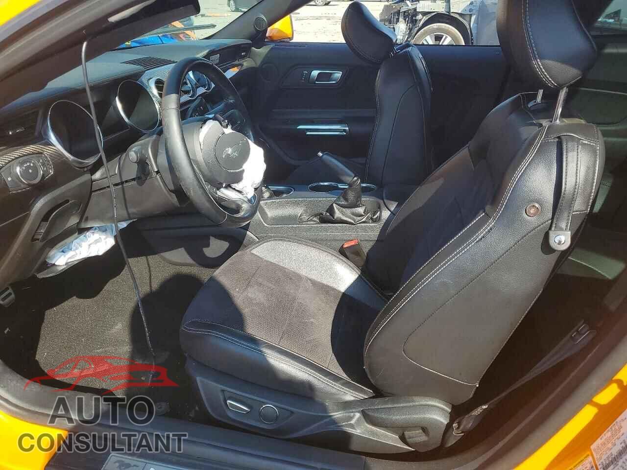 FORD MUSTANG 2019 - 1FA6P8CF9K5143366
