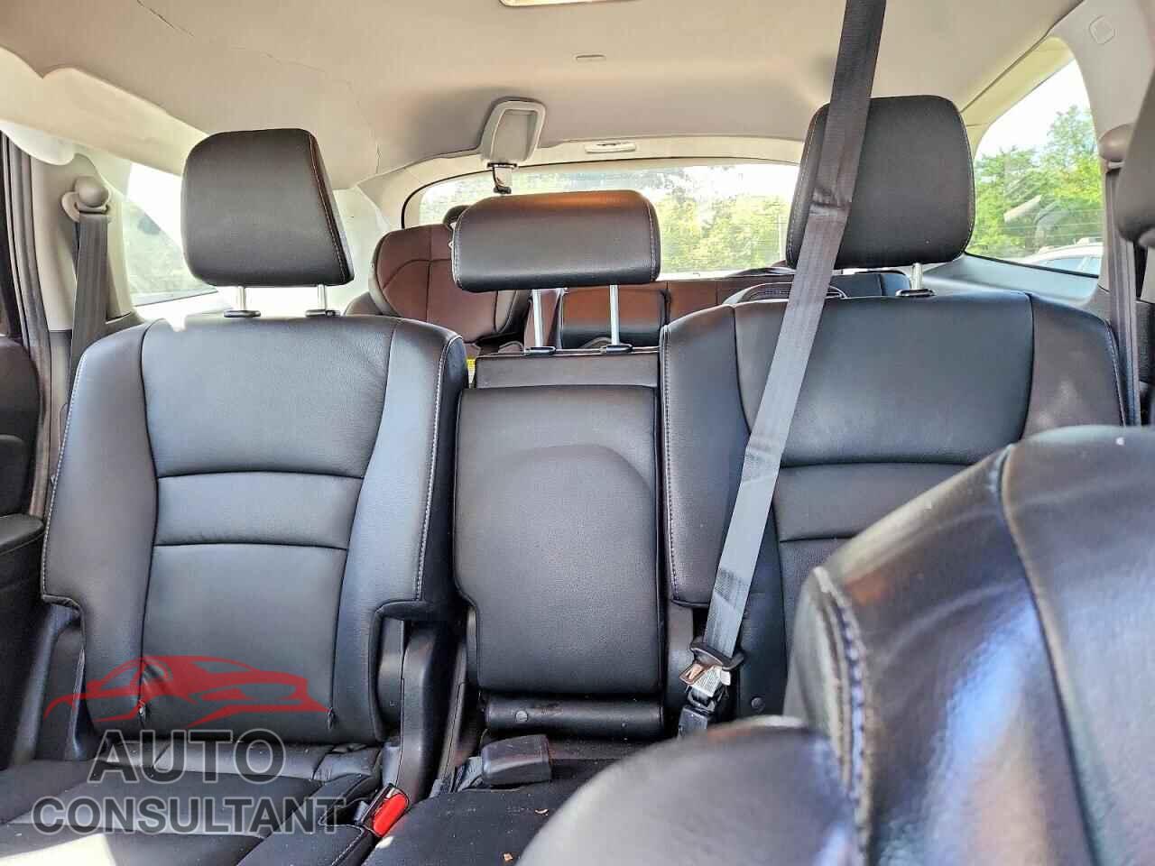 HONDA PILOT 2020 - 5FNYF5H57LB028205
