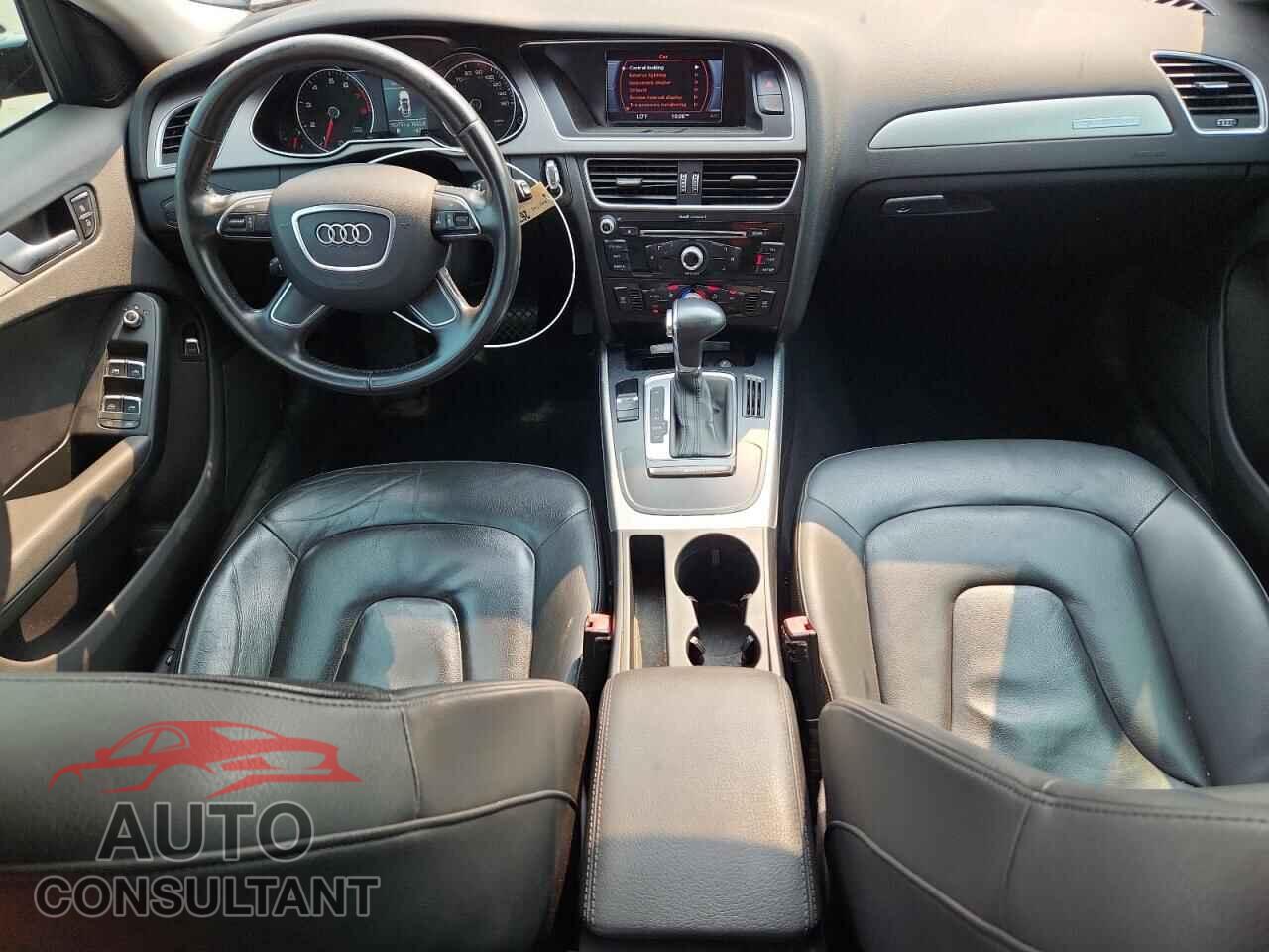 AUDI A4 2013 - WAUBFAFL5DN032379