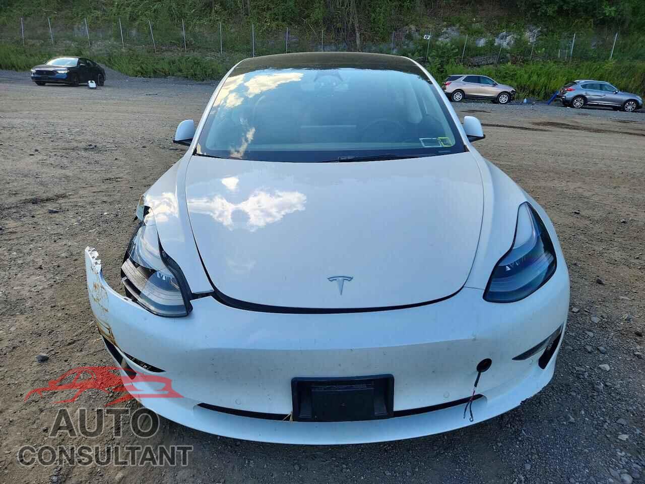 TESLA MODEL 3 2022 - 5YJ3E1EB5NF249997