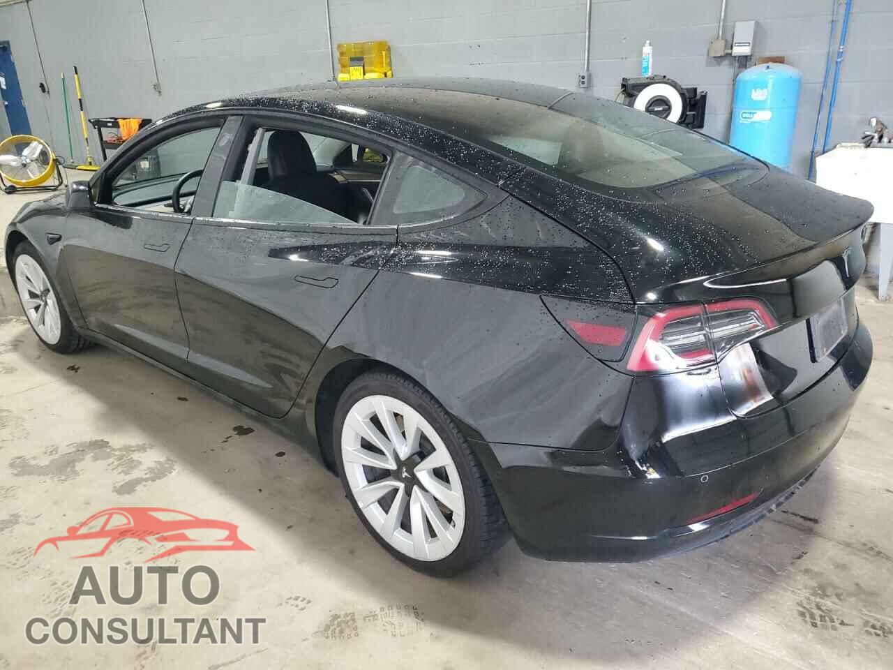TESLA MODEL 3 2022 - 5YJ3E1EA5NF370584