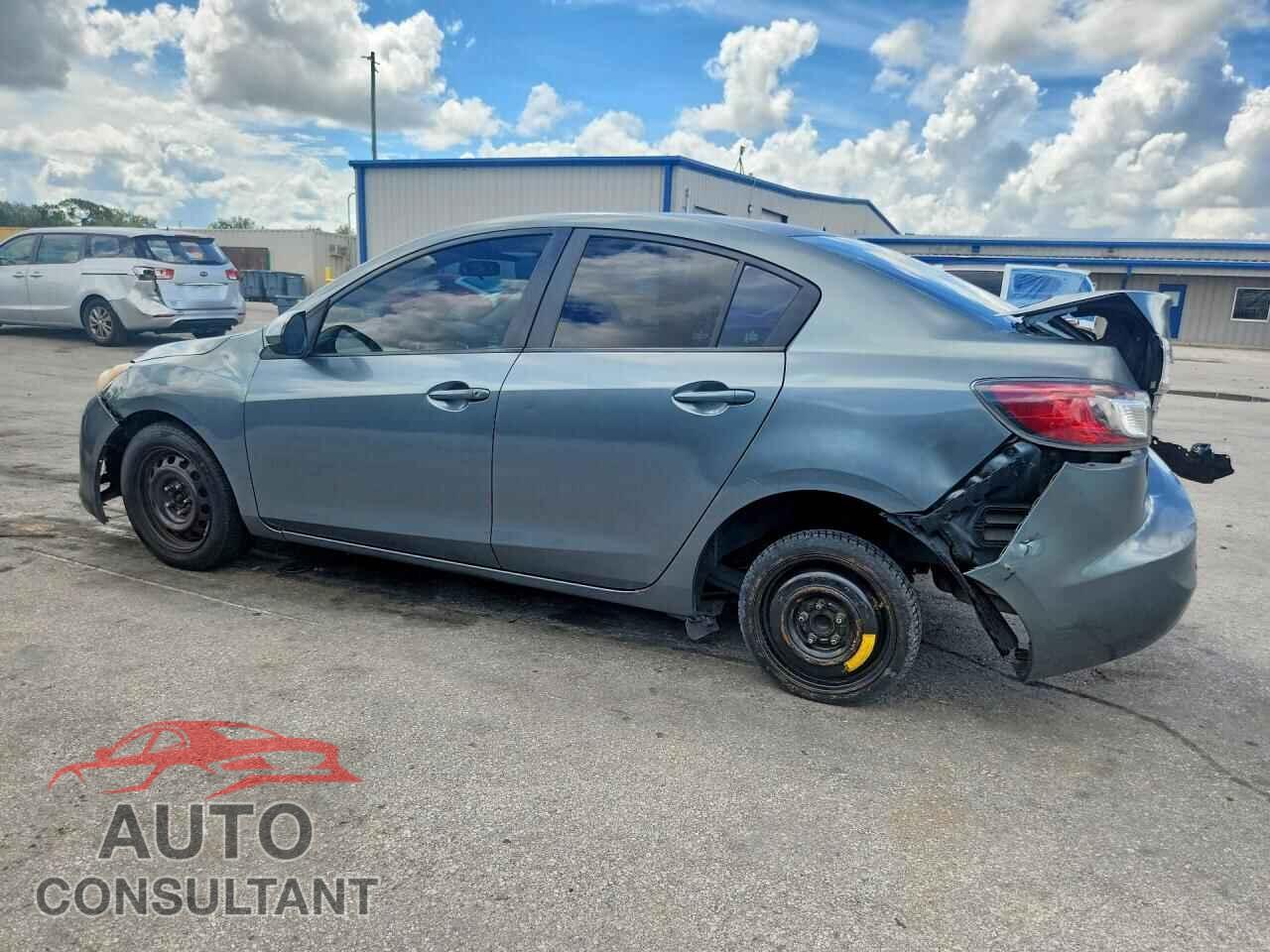 MAZDA 3 2013 - JM1BL1U75D1767596
