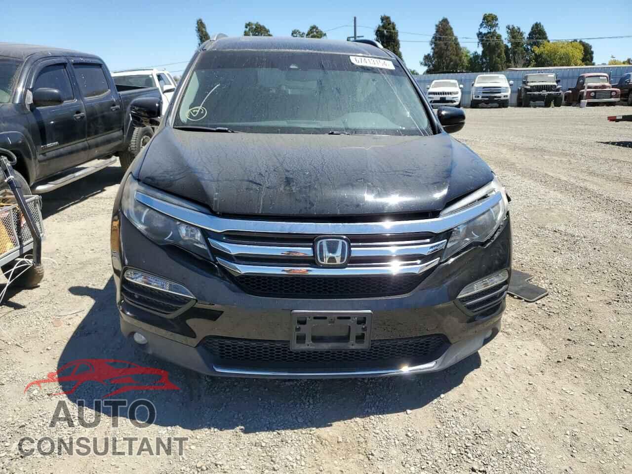 HONDA PILOT 2017 - 5FNYF6H99HB003144