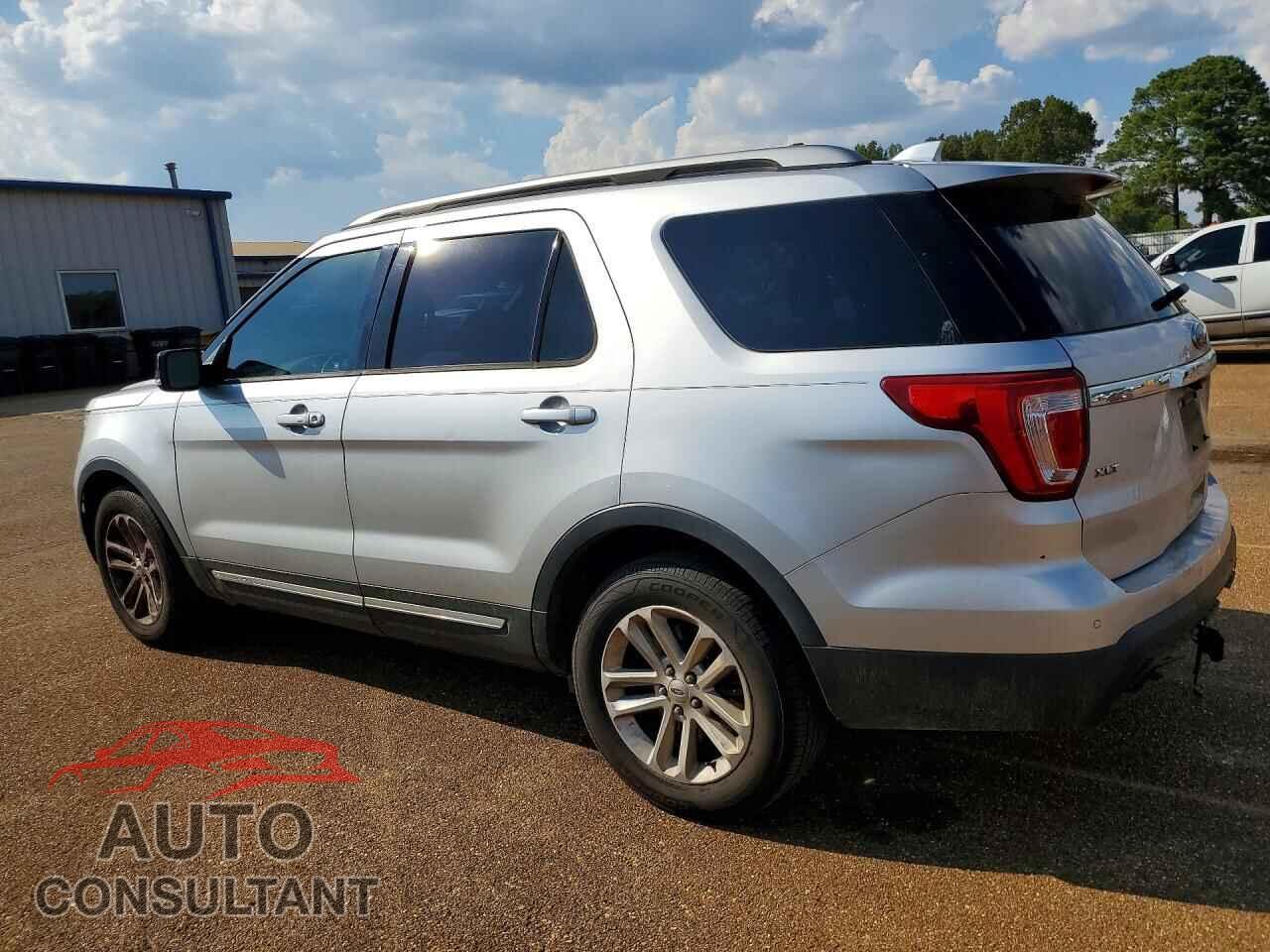 FORD EXPLORER 2016 - 1FM5K7D88GGB33529