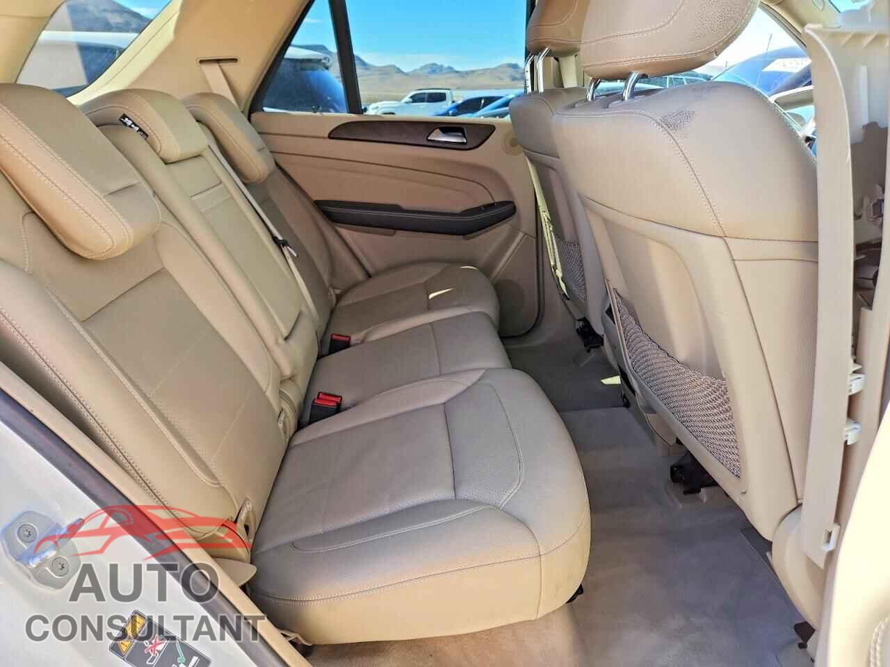 MERCEDES-BENZ M-CLASS 2015 - 4JGDA5JB2FA557129