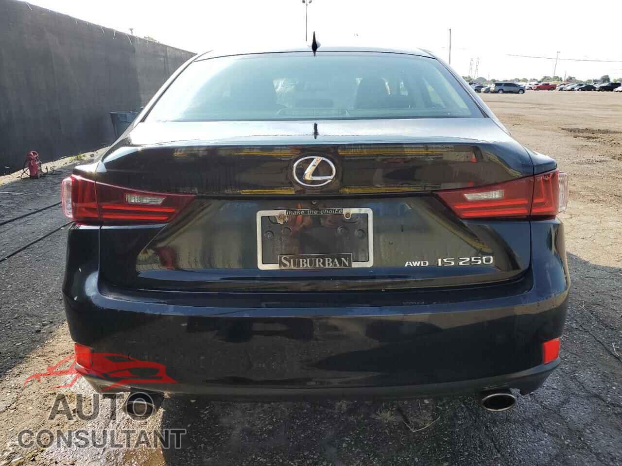 LEXUS IS 2014 - JTHCF1D23E5007577