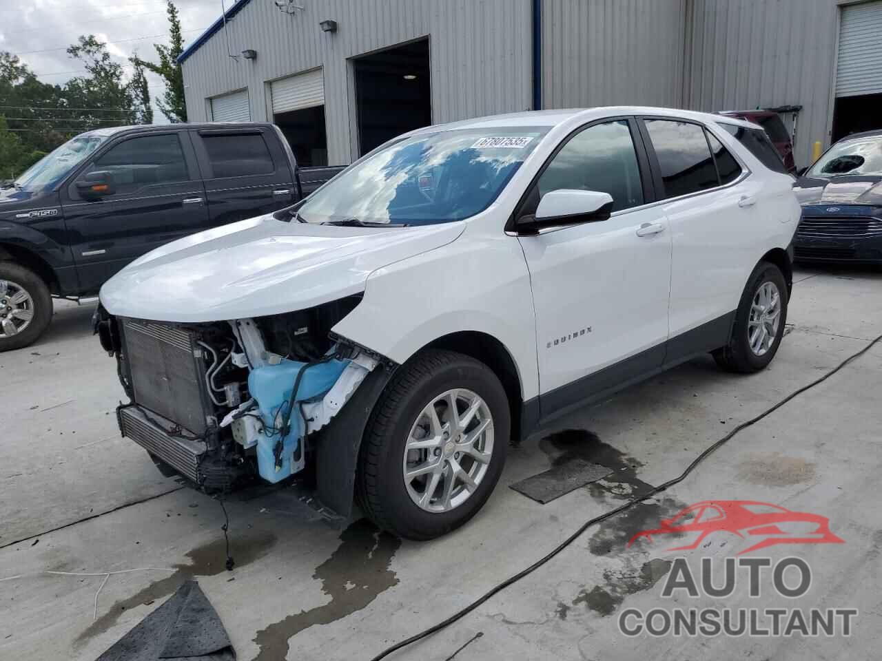 CHEVROLET EQUINOX 2022 - 3GNAXKEV3NL195545
