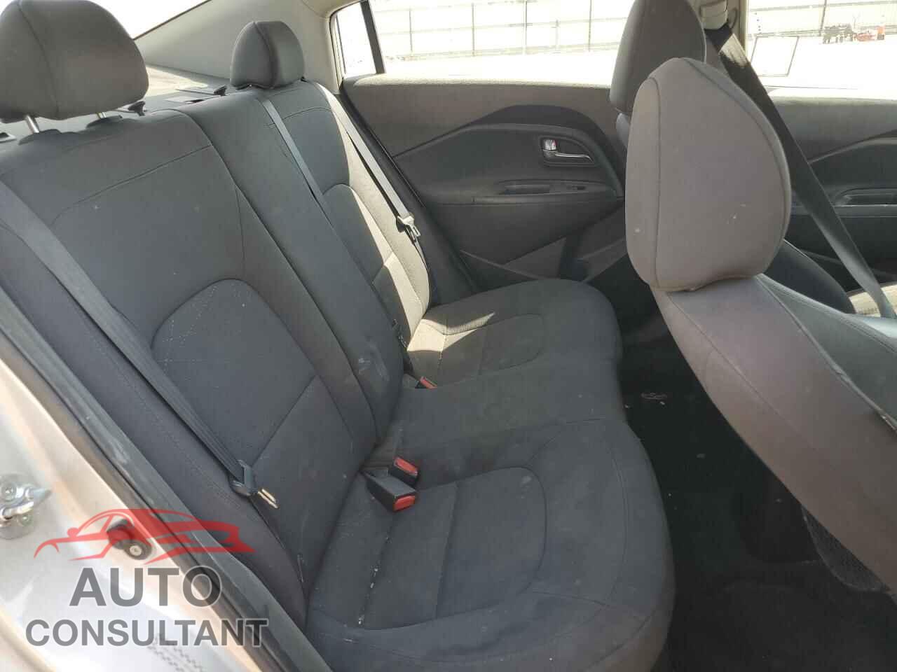 KIA RIO 2012 - KNADN4A31C6092415