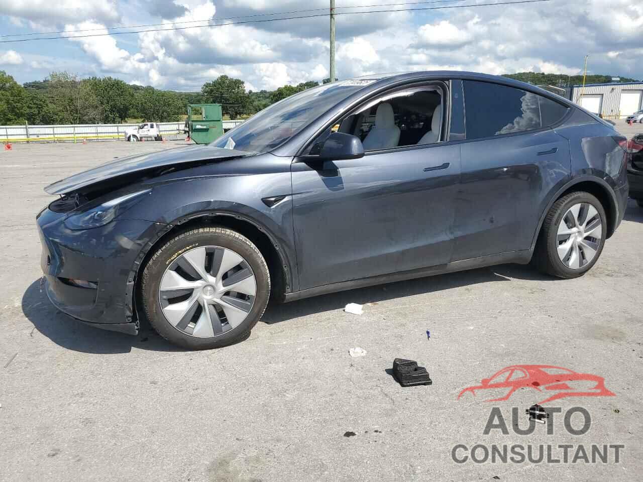 TESLA MODEL Y 2024 - 7SAYGDEE4RA268543