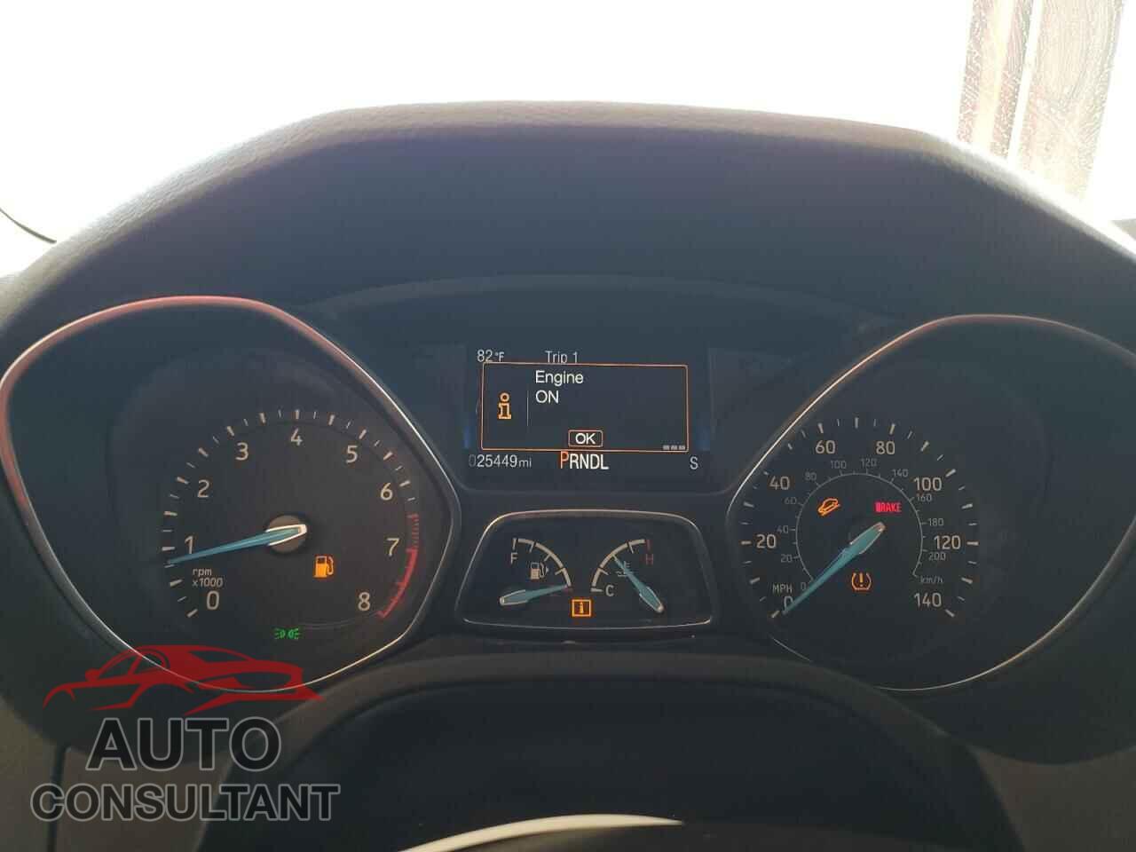 FORD FOCUS 2015 - 1FADP3F29FL342857