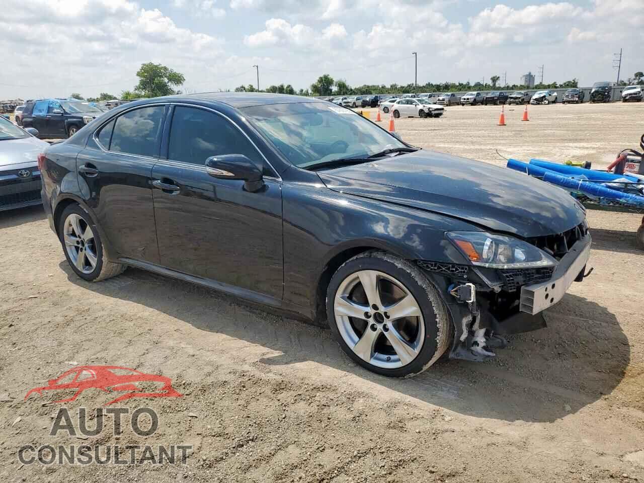 LEXUS IS 2011 - JTHBE5C27B5026717
