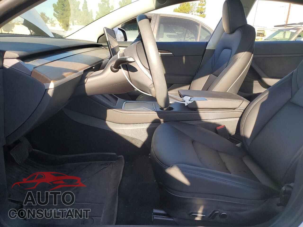TESLA MODEL 3 2023 - 5YJ3E1EA8PF502983
