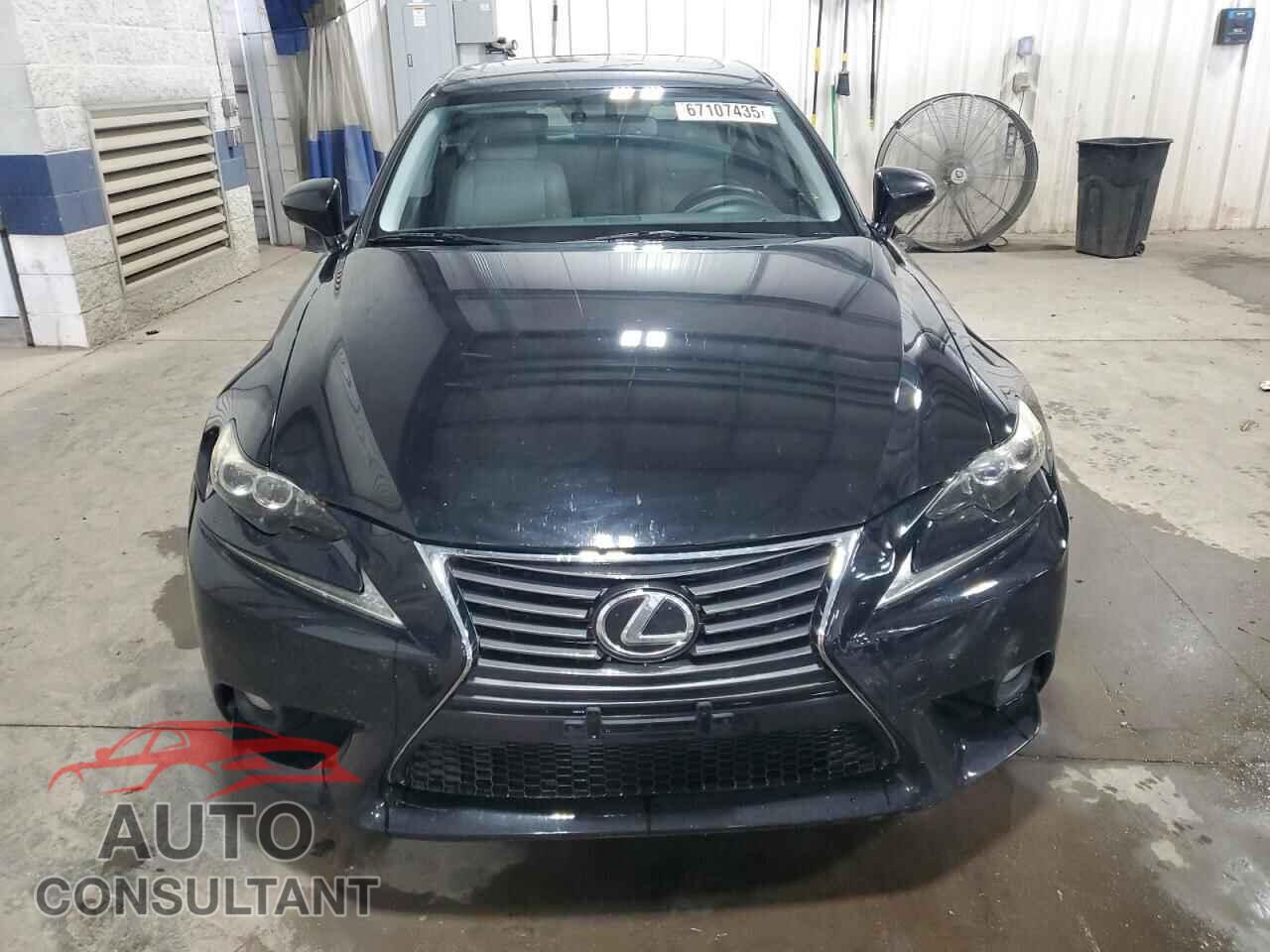 LEXUS IS 2014 - JTHCF1D25E5005135
