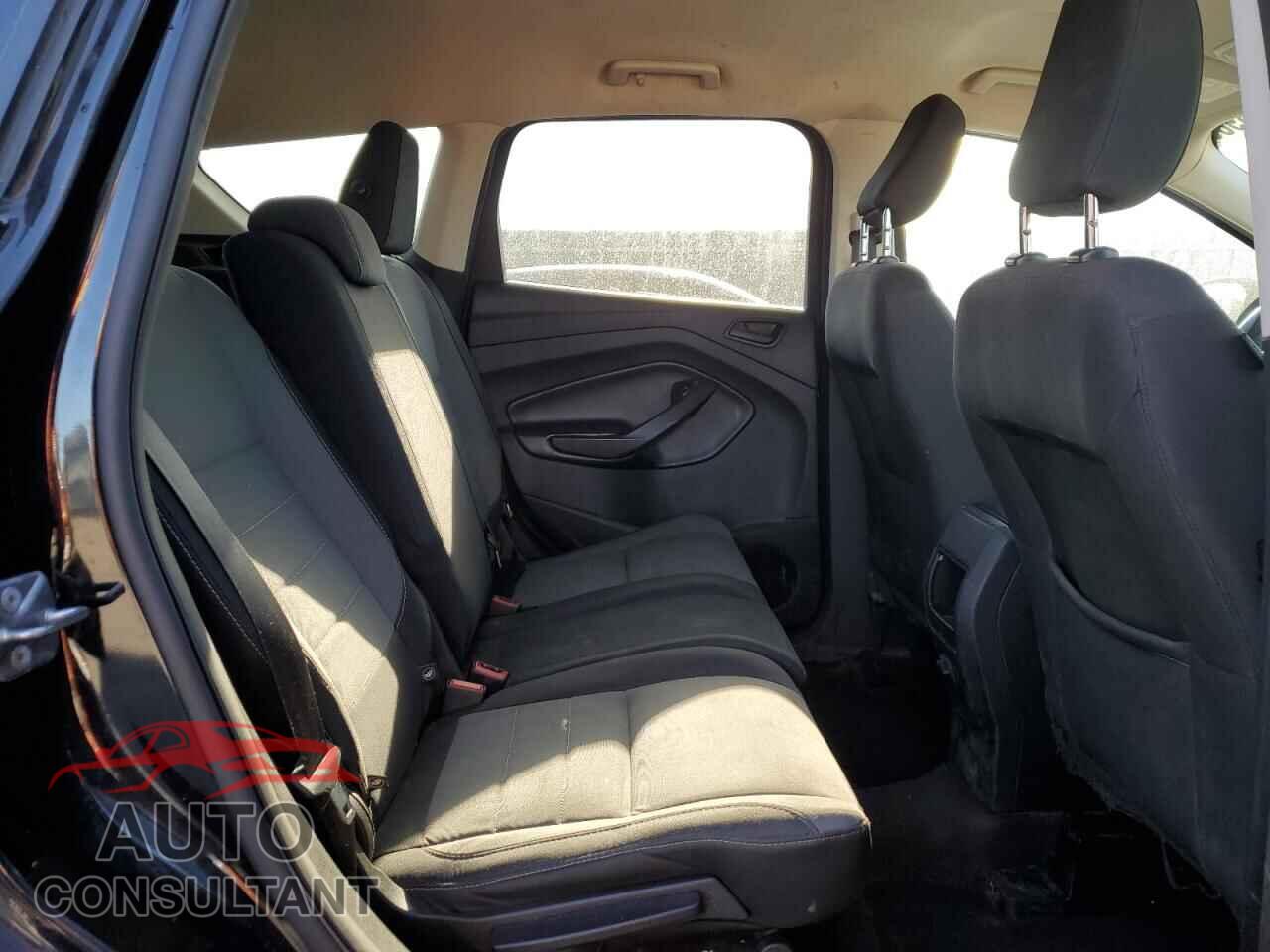 FORD ESCAPE 2019 - 1FMCU0F78KUC15123