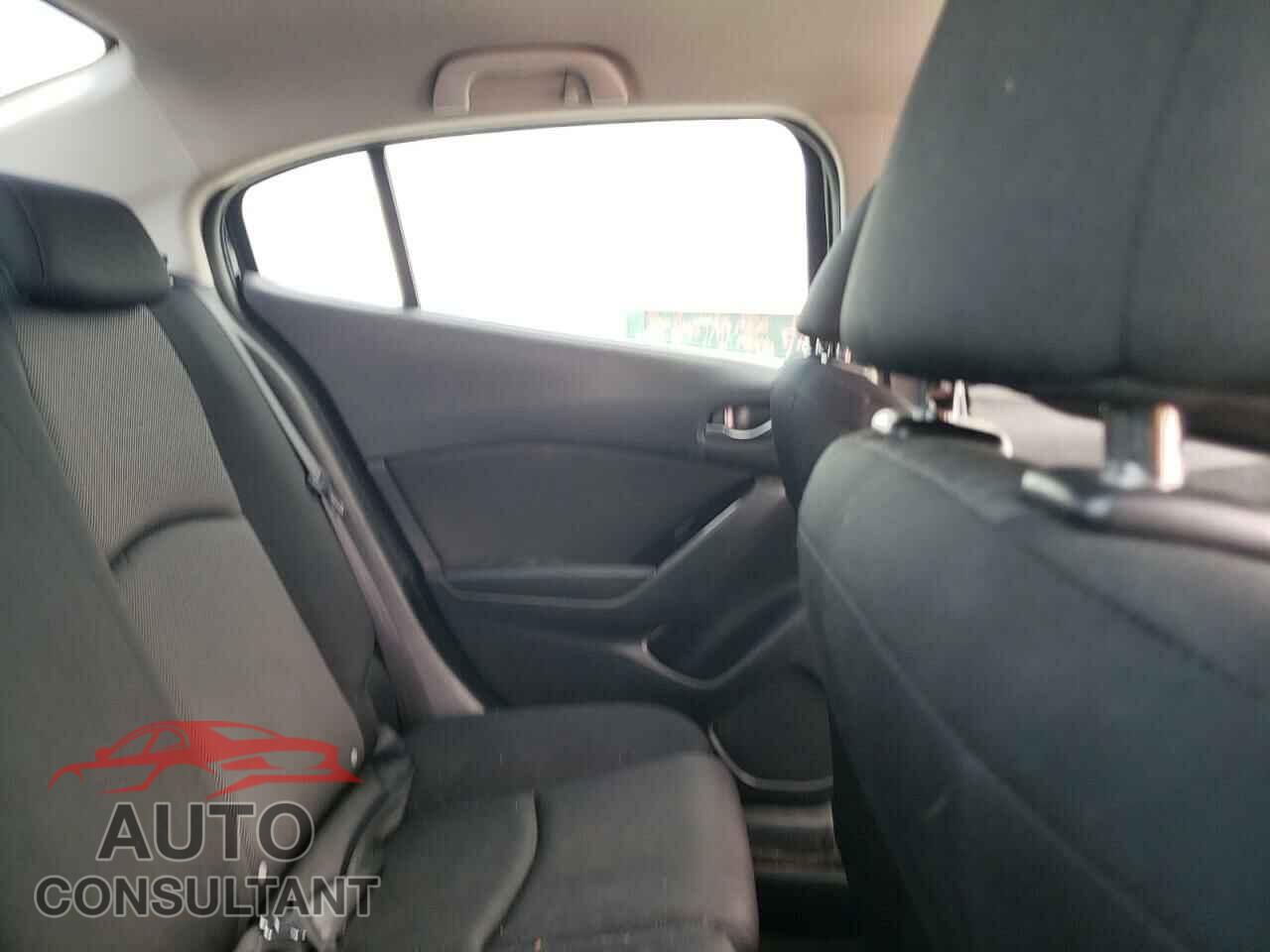 MAZDA 3 2017 - 3MZBN1U72HM122128